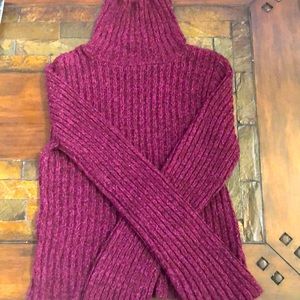 Maroon Sweater. Size M.
